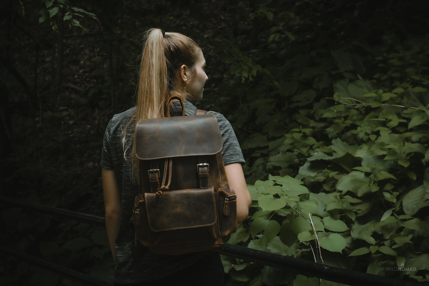 Chic Vintage Leather Harlem Backpack - Timeless Style for Every Adventure