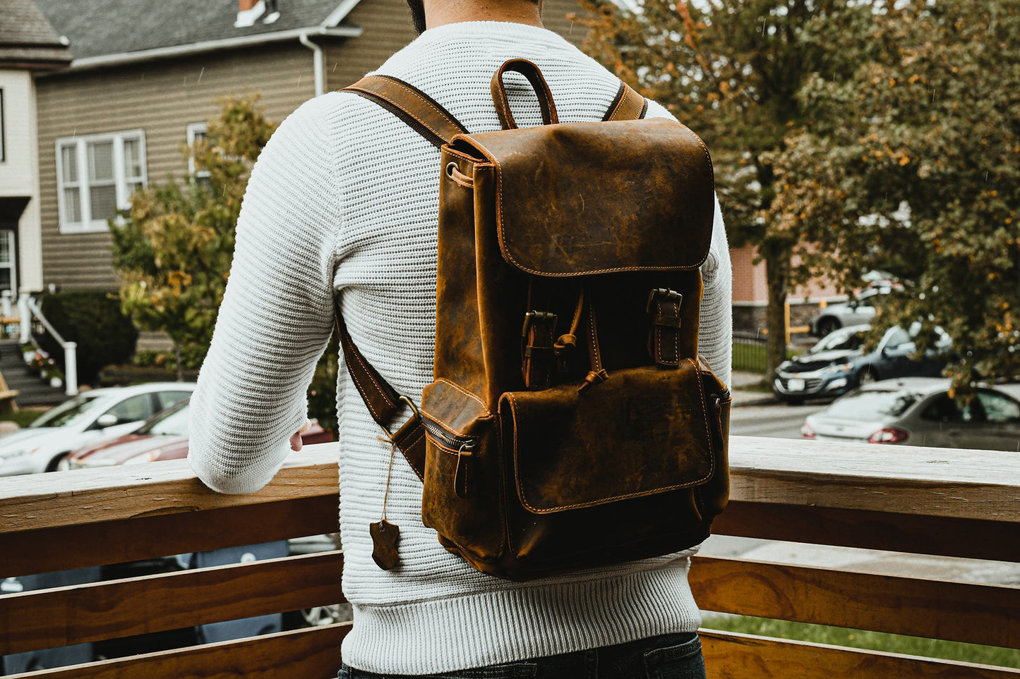Chic Vintage Leather Harlem Backpack - Timeless Style for Every Adventure